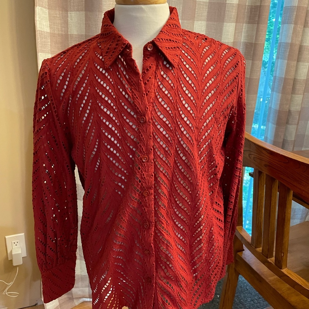 Chico's eyelet button up in rust color size 1.5/10/M